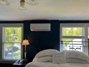 70543210300__632CEEBF-456C-4D85-8AF4-99486FE5EA82